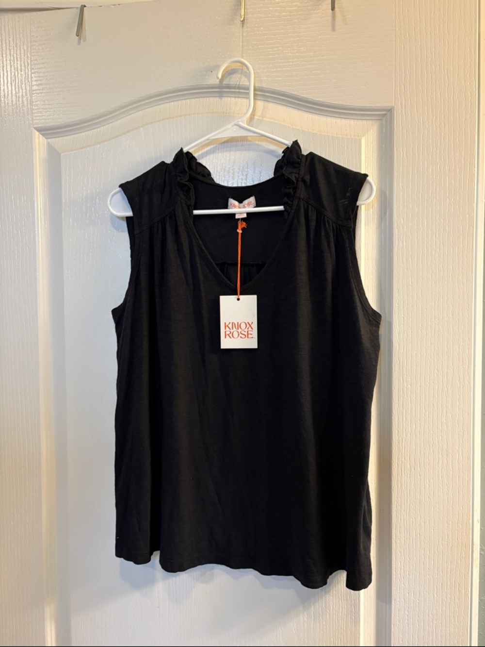 Knox Rose Black Ruffle-Trim Sleeveless Tank